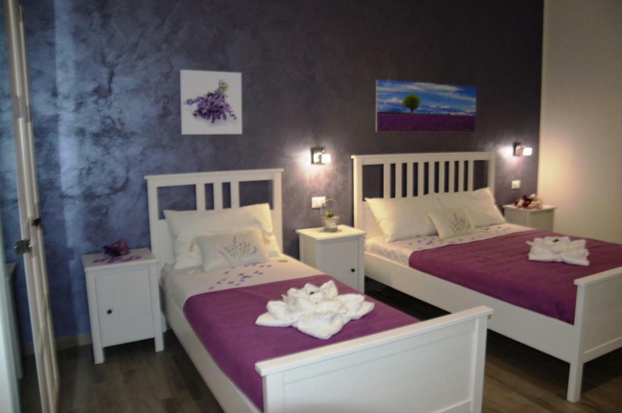 B&B Aurora Кустоначи Екстериор снимка