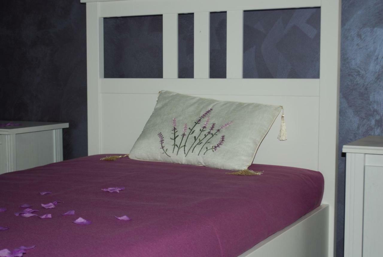 B&B Aurora Кустоначи Екстериор снимка